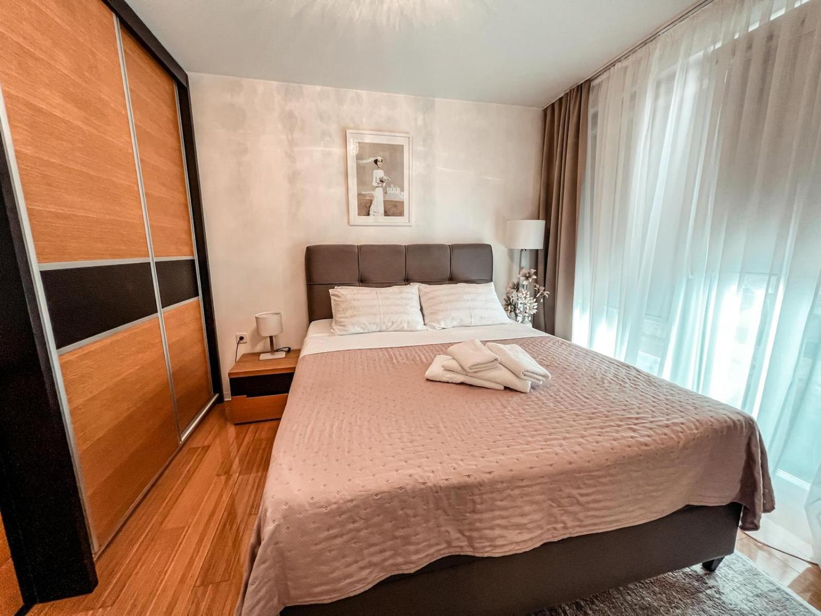 Opera 3 Appartement Zadar Buitenkant foto